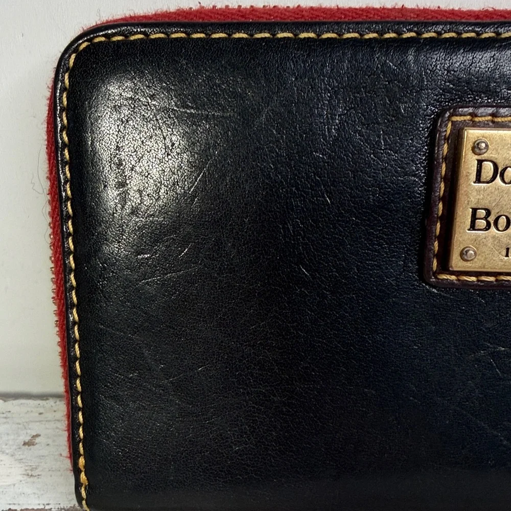 Dooney & Bourke Black Leather Wallet with Red Trim - Picture 3 of 11